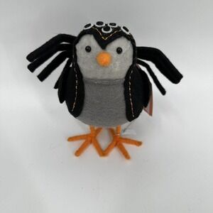 Target 2023 Halloween Spider Bird Webber Featherly Friends Hyde & EEK